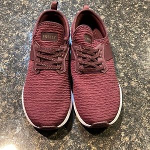 Ladies sneakers
